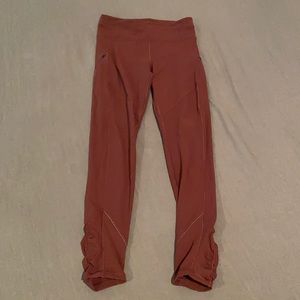 Lululemon maroon leggings